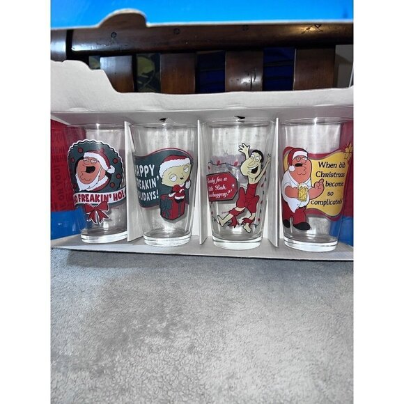 FAMILY GUY 16 oz Drinking Beverage Glasses Peter Lois Stewie Brian Set of 4 - Picture 1 of 12